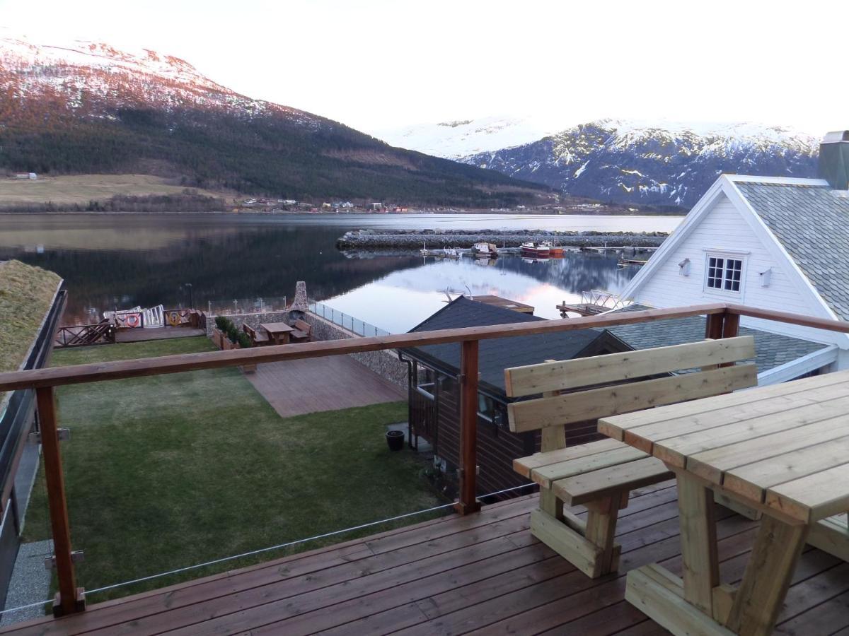 Solstrand Fjord Holiday Eidsvåg Exteriör bild